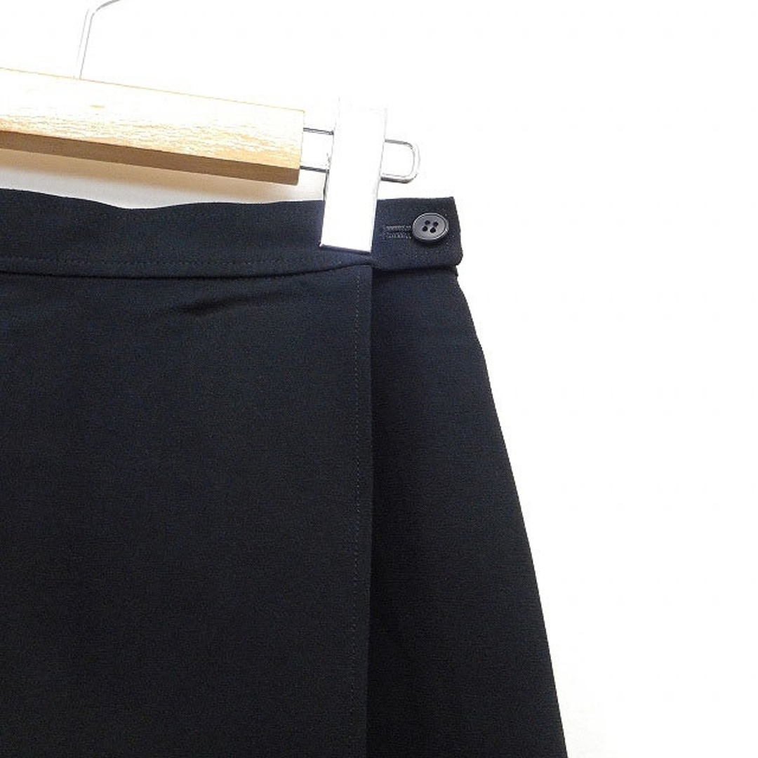 kumikyoku（組曲）(クミキョク)のクミキョク 組曲 KUMIKYOKU ラップ スカート フレア ミニ 膝上 無地 レディースのスカート(ミニスカート)の商品写真