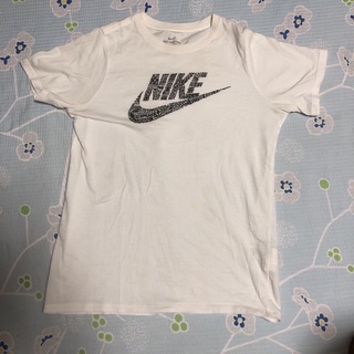 NIKE ナイキ　Tシャツ　M アウトレット商品(Tシャツ/カットソー(半袖/袖なし))