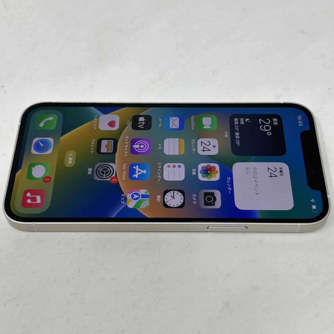 Apple(アップル)の美品 SIMフリー iPhone 12 MGHP3J/A 64GB ホワイト スマホ/家電/カメラのスマートフォン/携帯電話(スマートフォン本体)の商品写真