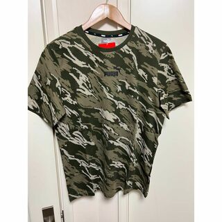 プーマ(PUMA)の新品　プーマ　PUMA Tシャツ　グラフィック　カモ　グリーン　メンズ　M(Tシャツ/カットソー(半袖/袖なし))