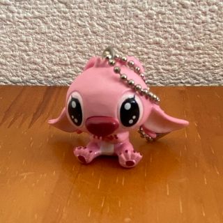 【新品タグ付】ディズニーストア 着物スティッチ エンジェル キーホルダー 新品タグ付】ディズニーストア 着物スティッチ エンジェル