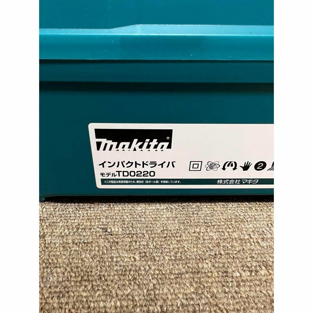 Makita 未使用品 訳あり マキタ TD0220 インパクトドライバー コード10mの通販 by KQ shop｜マキタならラクマ