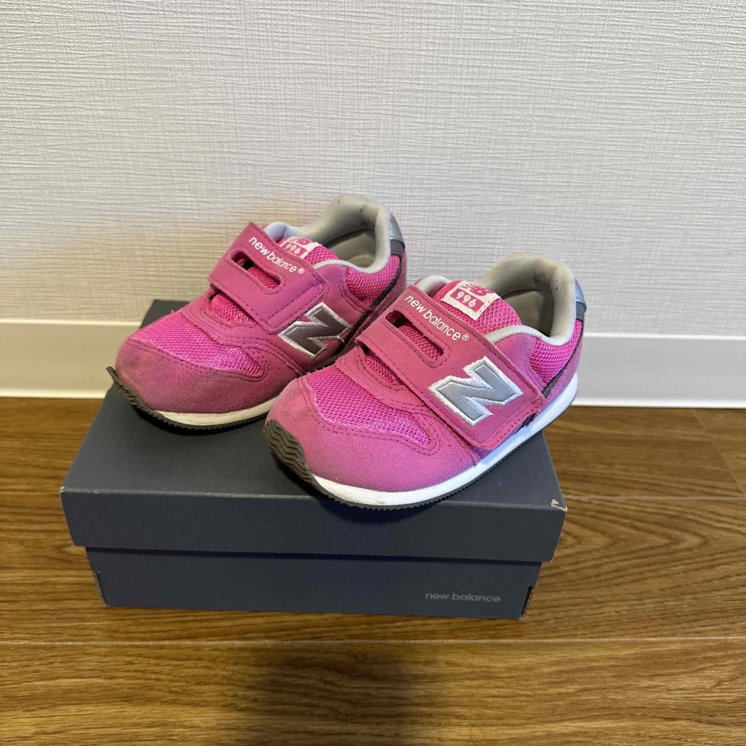 New Balance(ニューバランス)のニューバランススニーカー16.5 キッズ/ベビー/マタニティのキッズ靴/シューズ(15cm~)(スニーカー)の商品写真