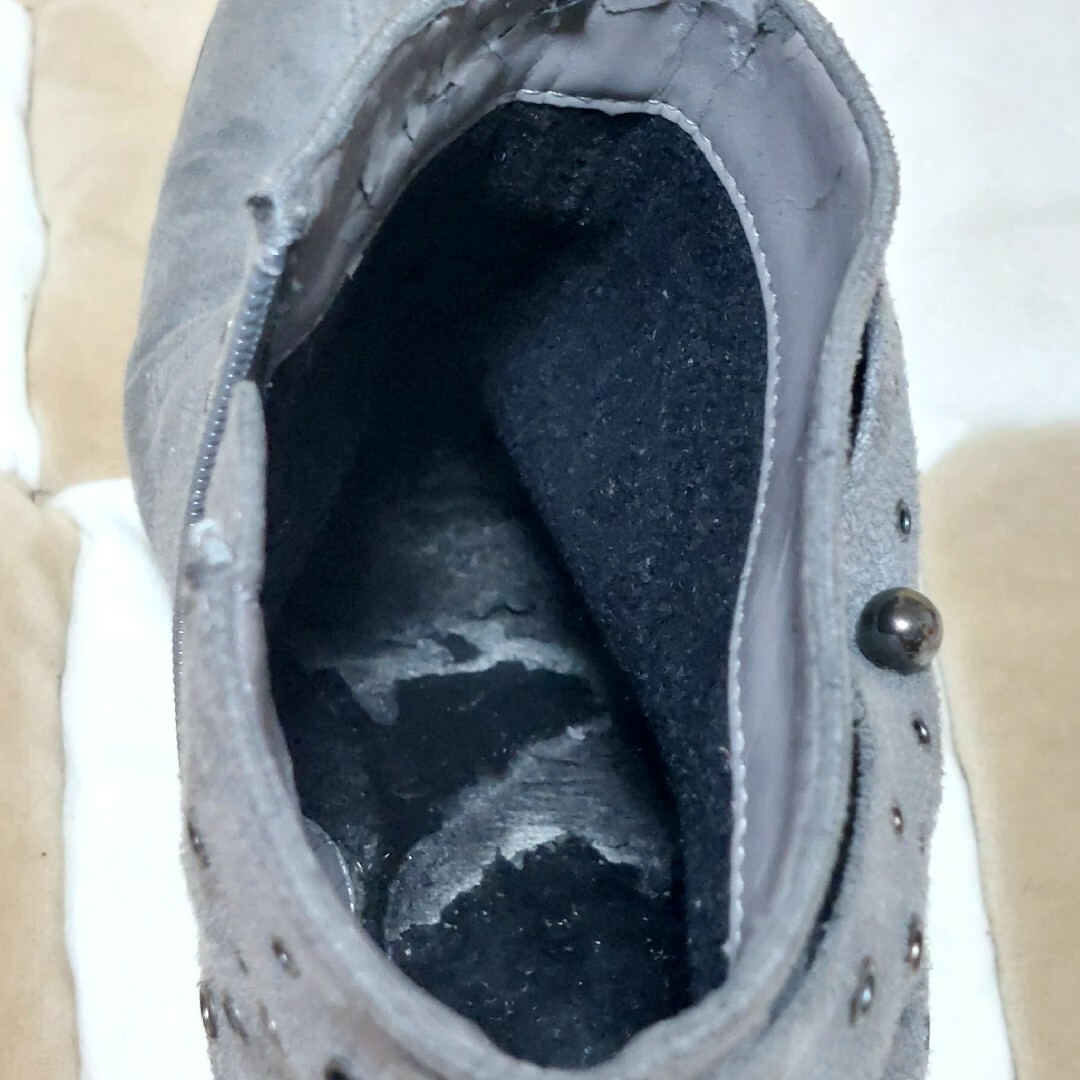【L＆Beautiful】ハーフブーツ  グレー 24.0cm(EEE) レディースの靴/シューズ(ブーツ)の商品写真