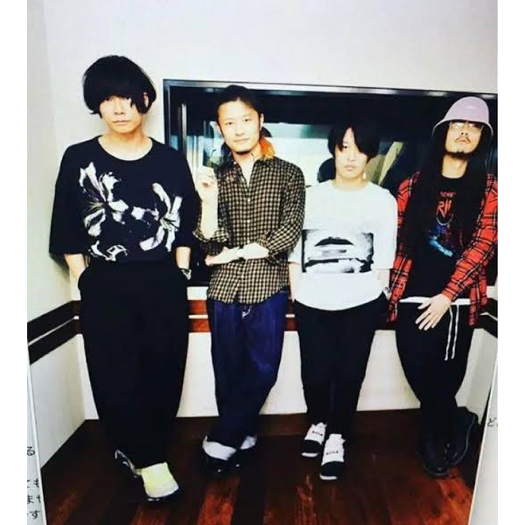 美品】ラッドミュージシャン 42 ビッグ ユリ 花柄 18SS - Tシャツ