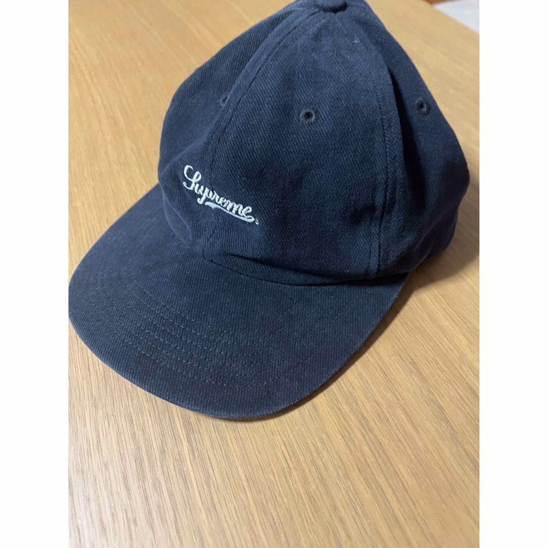 Supreme(シュプリーム)のsupreme script cap メンズの帽子(キャップ)の商品写真