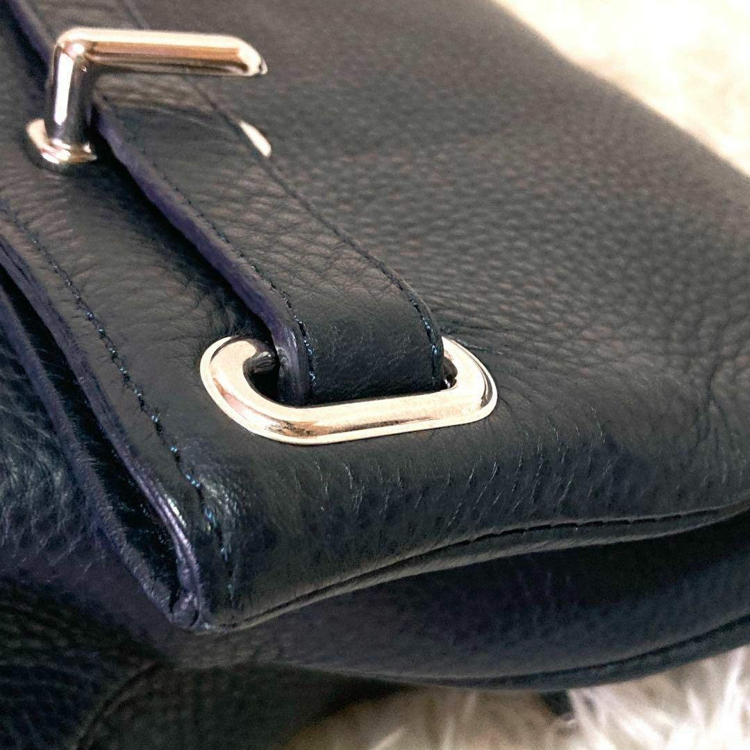 極美品 PELLE MORBIDA メイデンヴォヤージュ 紺 斜めがけ可 多用途-