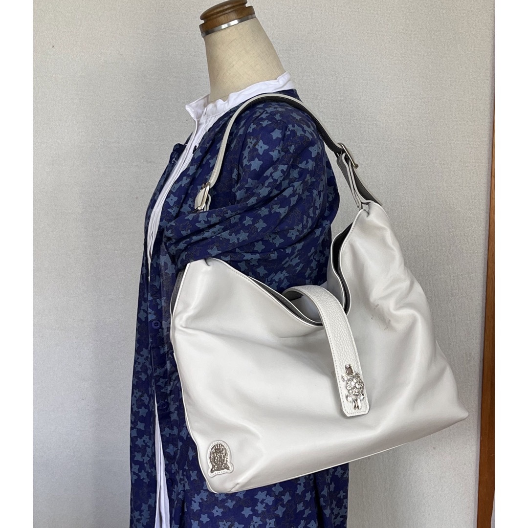 【美品】ADMJ 羊革 ナッパレザー/スワロ付 ワンショルダーバッグ | フリマアプリ ラクマ