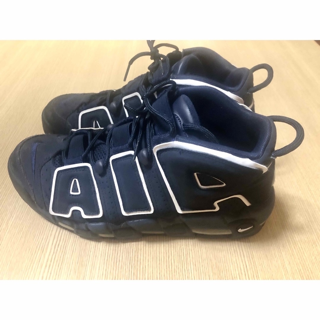 半額以下！セール中！NIKE AIR MORE UPTEMPO(GS)スニーカー