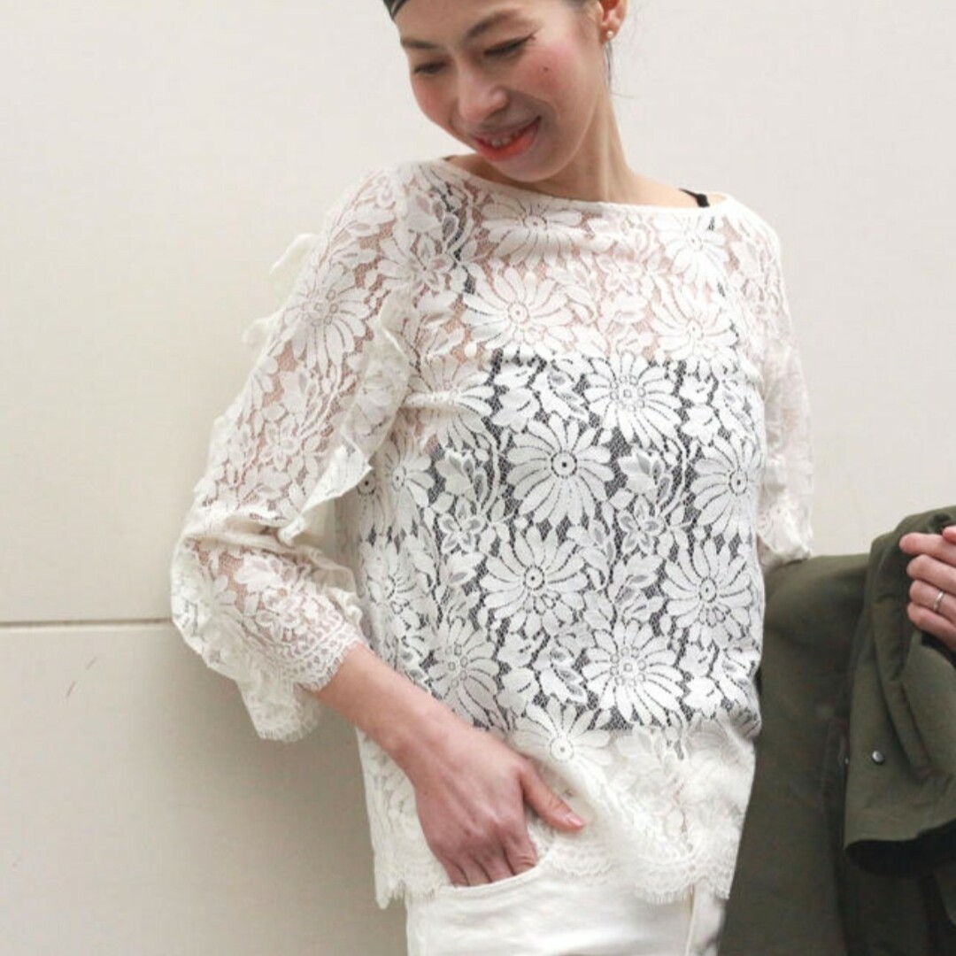 新品タグ付き IENA 総レースブラウス 白 FREE イエナ 新品✨タグ付き♪定価36,000円 レース 上品 総レース ブラウス