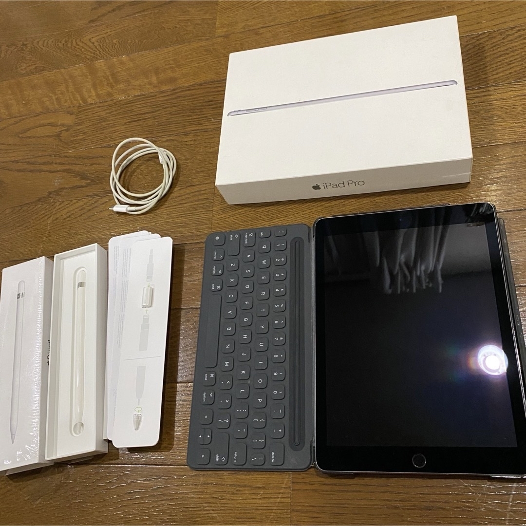 機種iPad Pro 9.7 128GB SIMフリー ケース付き セルラーモデル