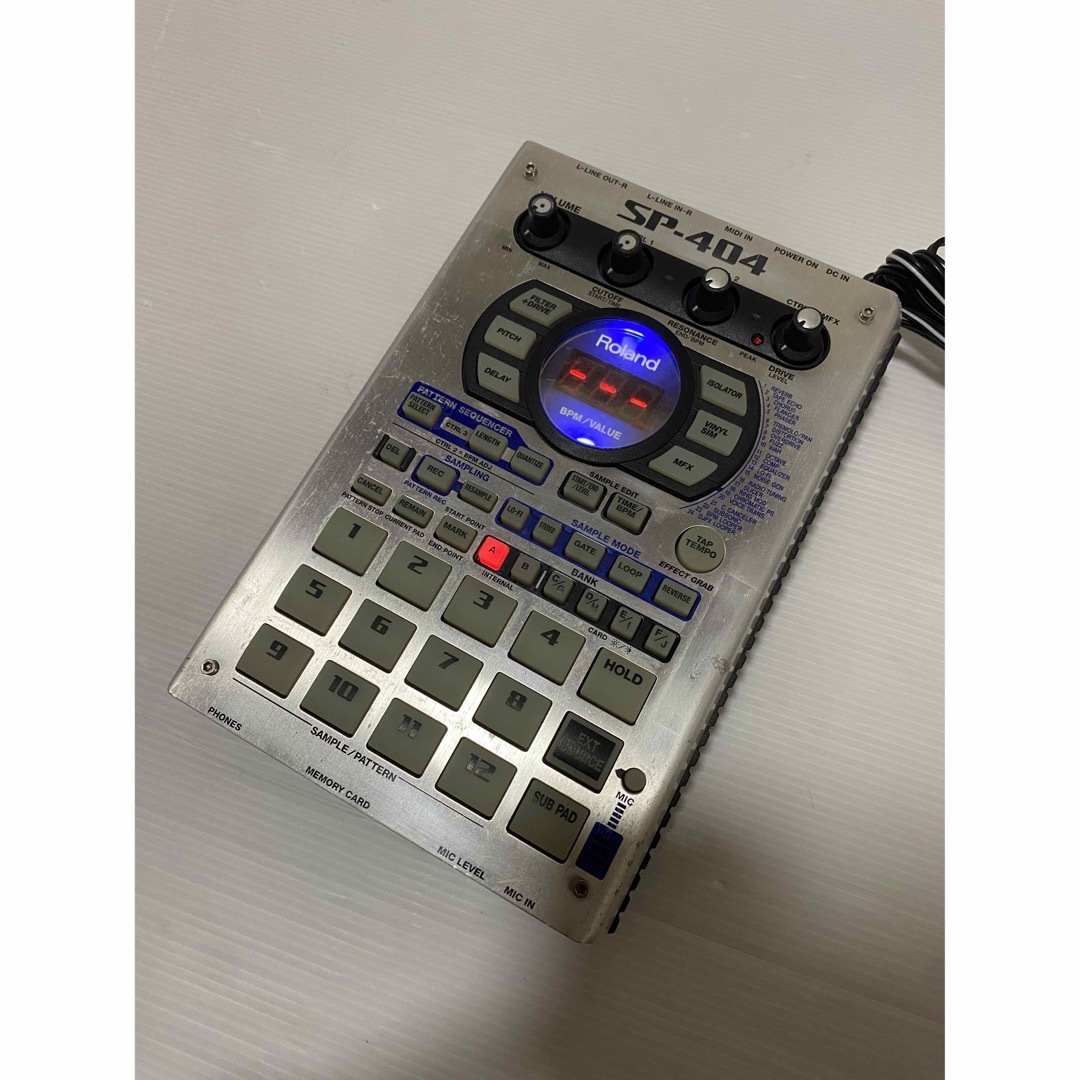 Roland SP-404 サンプラー