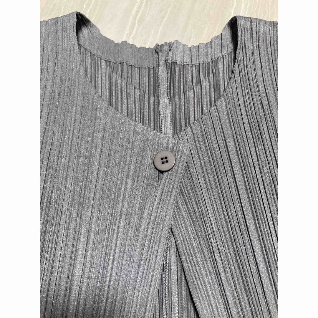 PLEATS PLEASE ISSEY MIYAKE - プリーツプリーズイッセイミヤケ ボタン