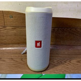 JBL Flip4