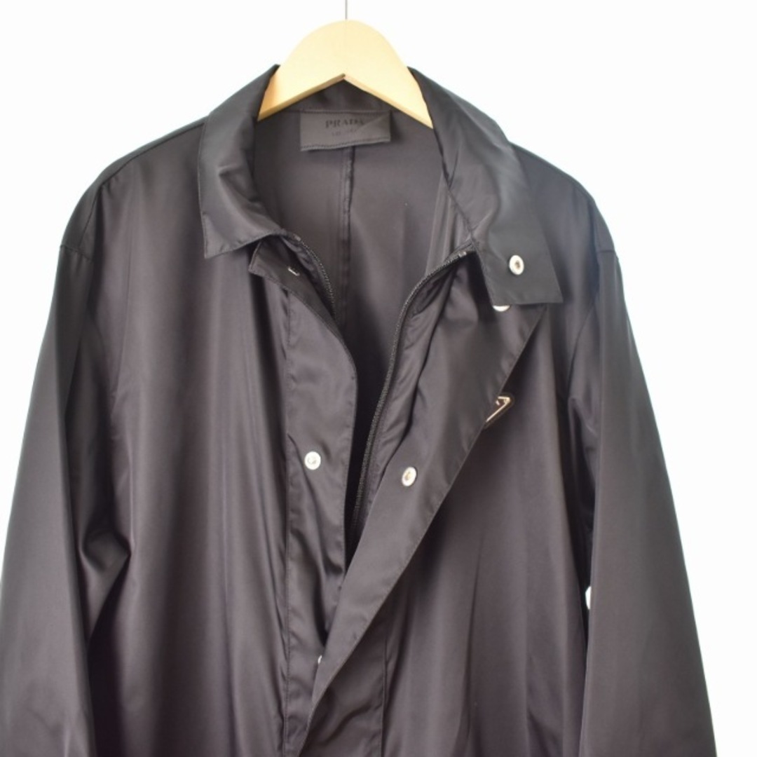 PRADA - PRADA Re-Nylon リナイロン 三角プレート ジャンプ PRADA - PRADA Re-Nylon リナイロン 三角プレート ジャンプ