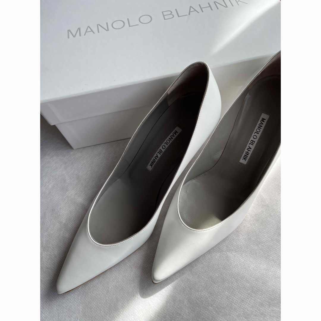 MANOLO BLAHNIK(マノロブラニク)のMANOLO BLAHNIK ronherman別注KIETTA  レディースの靴/シューズ(ハイヒール/パンプス)の商品写真