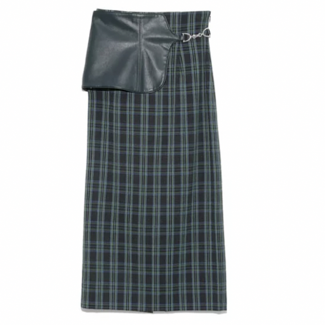 Lily Brown(リリーブラウン)のLILY BROWN ビット付リバーシブルベルトタイトスカート レディースのスカート(ロングスカート)の商品写真