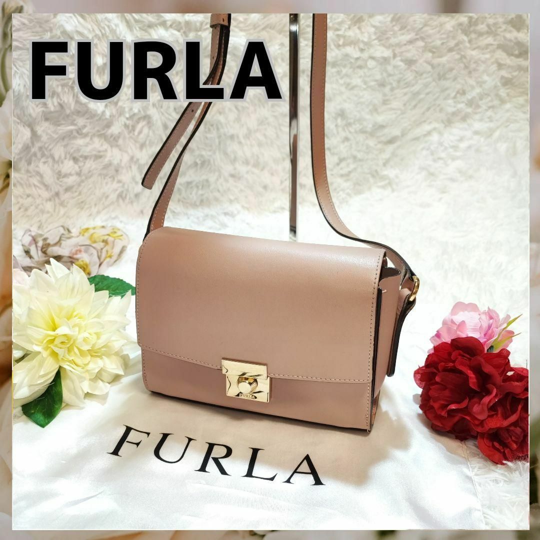 FURLA　フルラ　ショルダーバッグ　ピンクベージュ　レザー