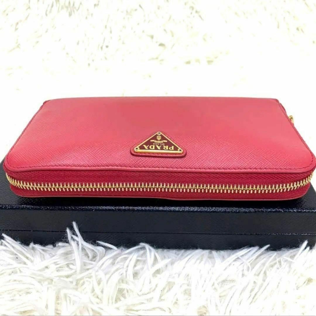 美品】プラダ PRADA サフィアーノレザー 三角プレート 二つ折り長財布 革-
