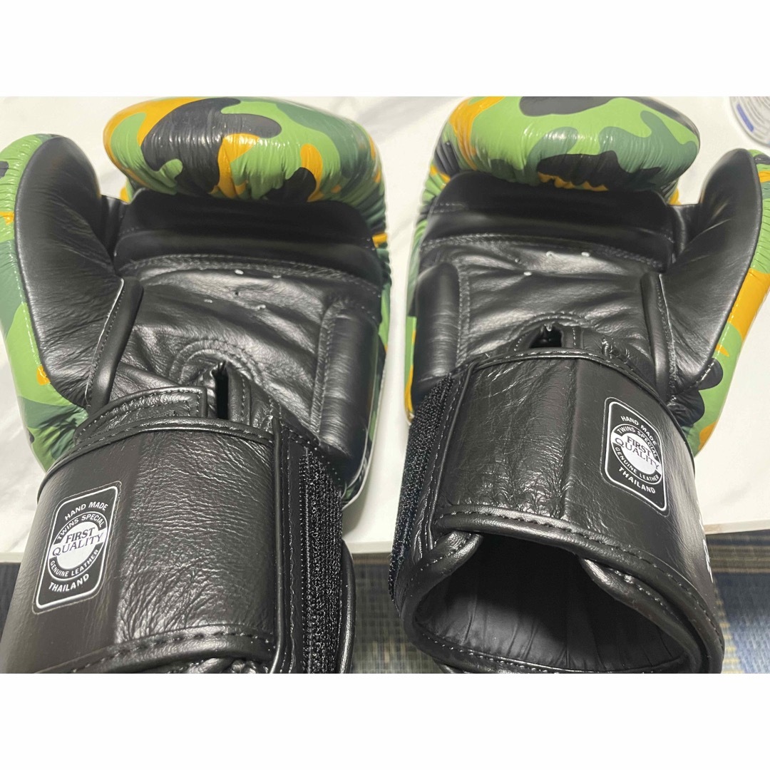 TWINS グローブ 新品✨ TWINS グローブ 新品✨