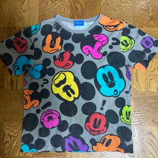 ディズニー(Disney)のディズニーリゾート　Tシャツ　Mサイズ　グレ　ミッキー柄　ディズニーランド(Tシャツ/カットソー(半袖/袖なし))