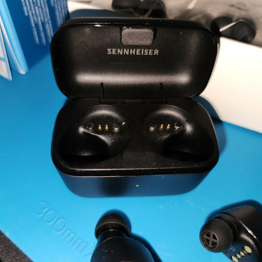 SENNHEISER(ゼンハイザー)の訳ありCX Plus True Wireless スマホ/家電/カメラのオーディオ機器(ヘッドフォン/イヤフォン)の商品写真