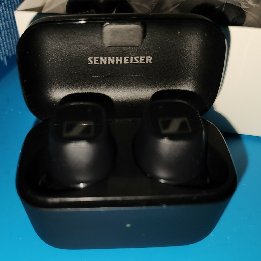 SENNHEISER(ゼンハイザー)の訳ありCX Plus True Wireless スマホ/家電/カメラのオーディオ機器(ヘッドフォン/イヤフォン)の商品写真