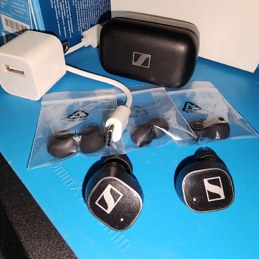 SENNHEISER(ゼンハイザー)の訳ありCX Plus True Wireless スマホ/家電/カメラのオーディオ機器(ヘッドフォン/イヤフォン)の商品写真