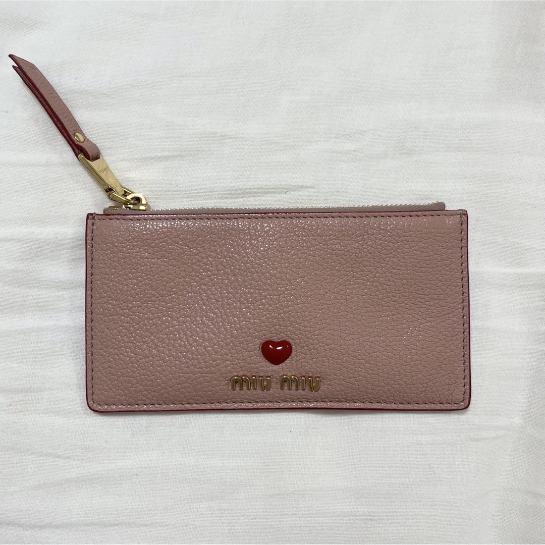 MIU MIU - MIUMIU マドラス ラブ フラグメントケース カード MIU MIU - MIUMIU マドラス ラブ フラグメントケース カード