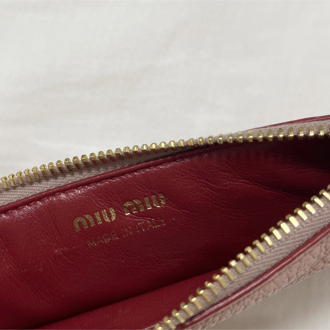 MIU MIU - MIUMIU マドラス ラブ フラグメントケース カード MIU MIU - MIUMIU マドラス ラブ フラグメントケース カード