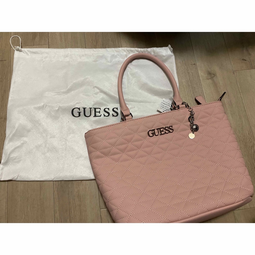 GUESS(ゲス)のGUESSバッグ レディースのバッグ(トートバッグ)の商品写真