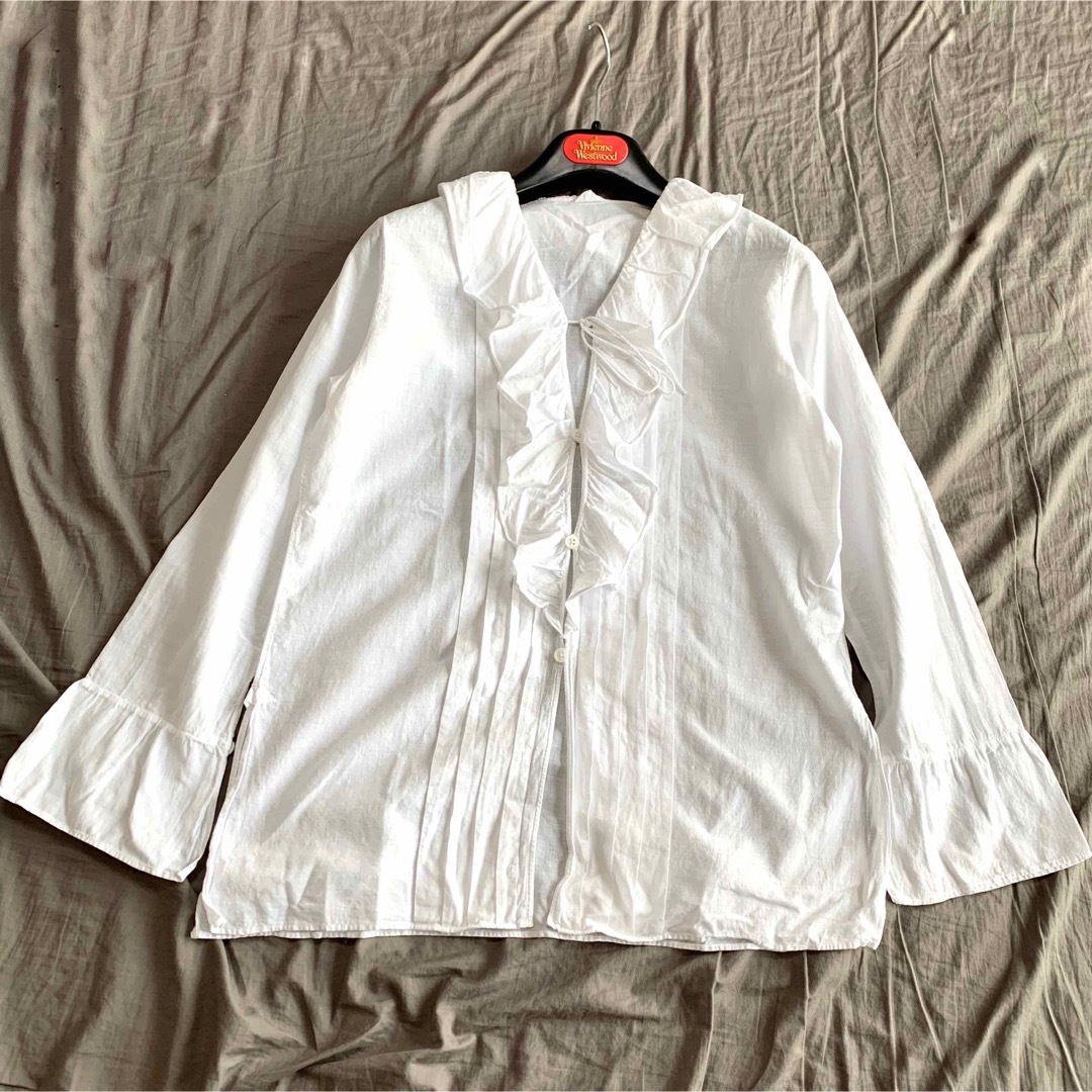 45R(フォーティファイブアール)の美品✨ 45R ピンタック フリル シアー シャツ カーディガン 羽織り レディースのトップス(シャツ/ブラウス(長袖/七分))の商品写真