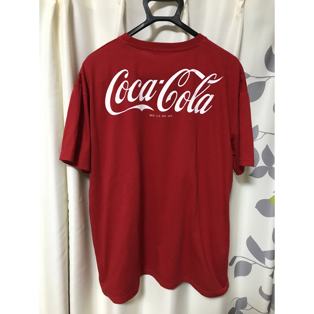 コカ・コーラ(コカコーラ)のコカコーラ　"COKE" TEE シャツ 半袖 ロゴT プリント コカコーラ メンズのトップス(Tシャツ/カットソー(半袖/袖なし))の商品写真
