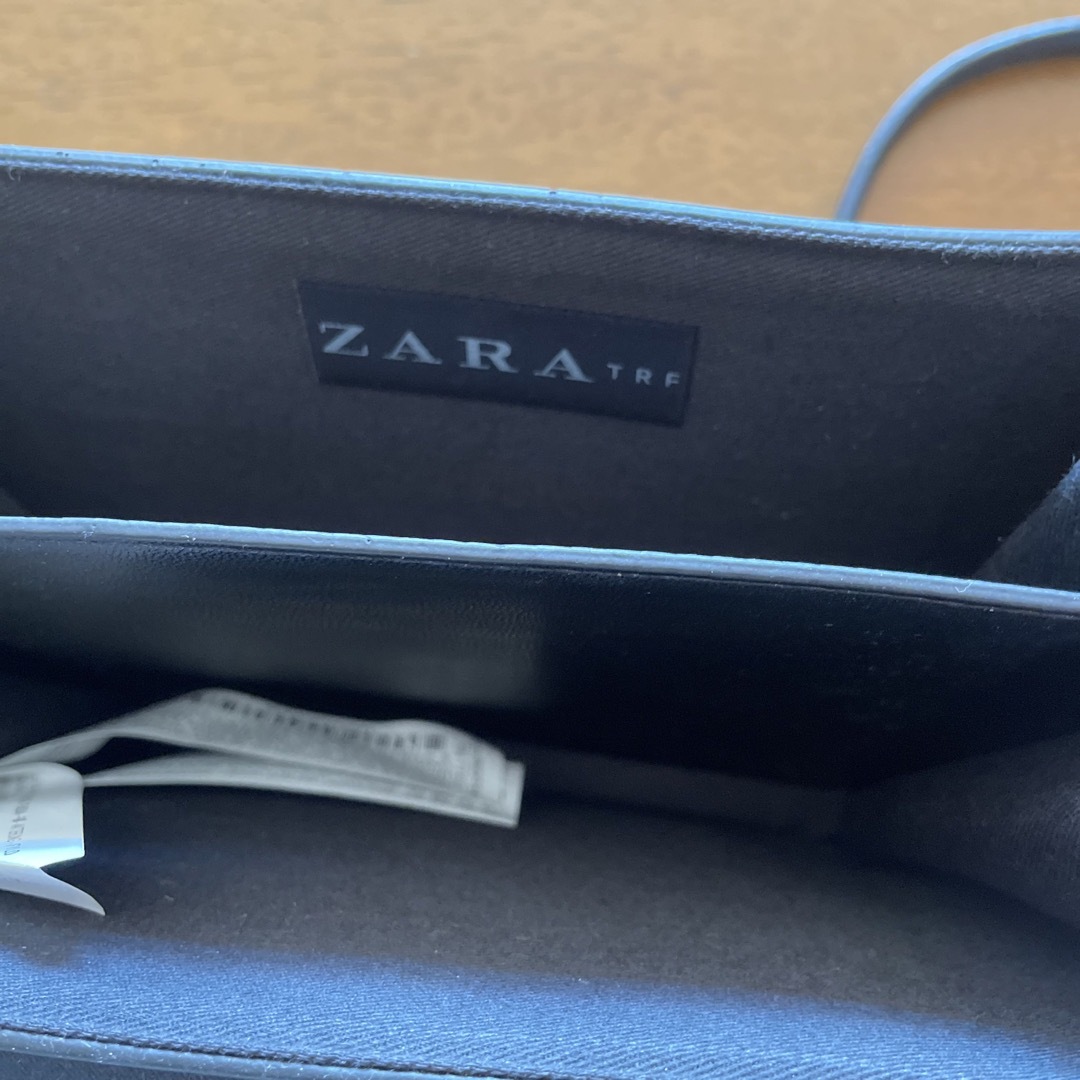 ZARA(ザラ)のZARA ワッペン ショルダー バッグ メンズのバッグ(ショルダーバッグ)の商品写真
