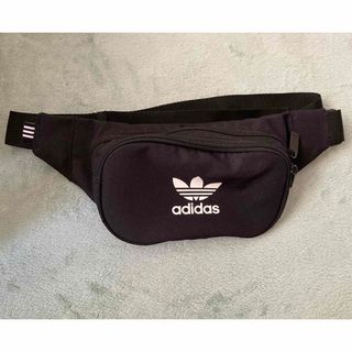 アディダス(adidas)のadidas ウエストバック(ボディバッグ/ウエストポーチ)