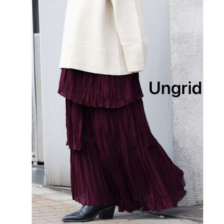 アングリッド(Ungrid)の新品未開封　タグ付　Ungrid  シワプリーツ　デザイン　ロングスカート(ロングスカート)