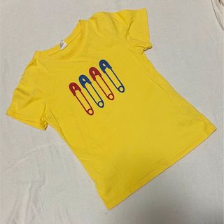 ビー(Bee)のBee☆イエローTシャツ(130)男女可(Tシャツ/カットソー)