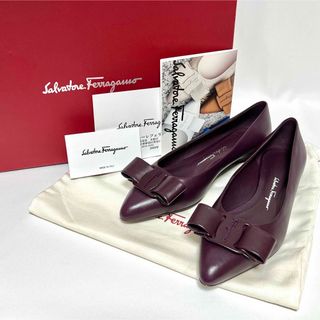 フェラガモ 靴/シューズ(パープル/紫色系)の通販 23点 | Ferragamoの