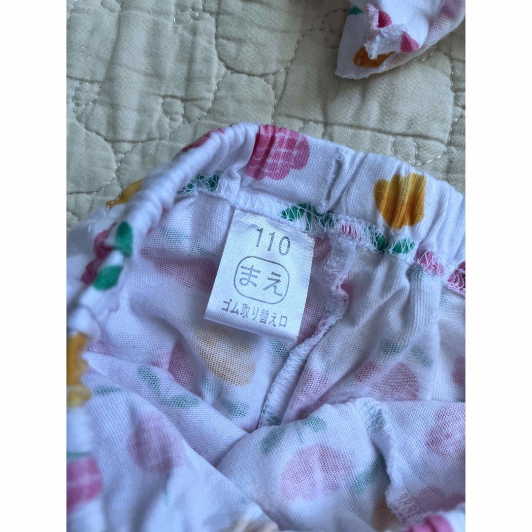 半袖パジャマ　前開き　女の子　花柄　チューリップ　ピンク　綿 100 美品 キッズ/ベビー/マタニティのキッズ服女の子用(90cm~)(パジャマ)の商品写真