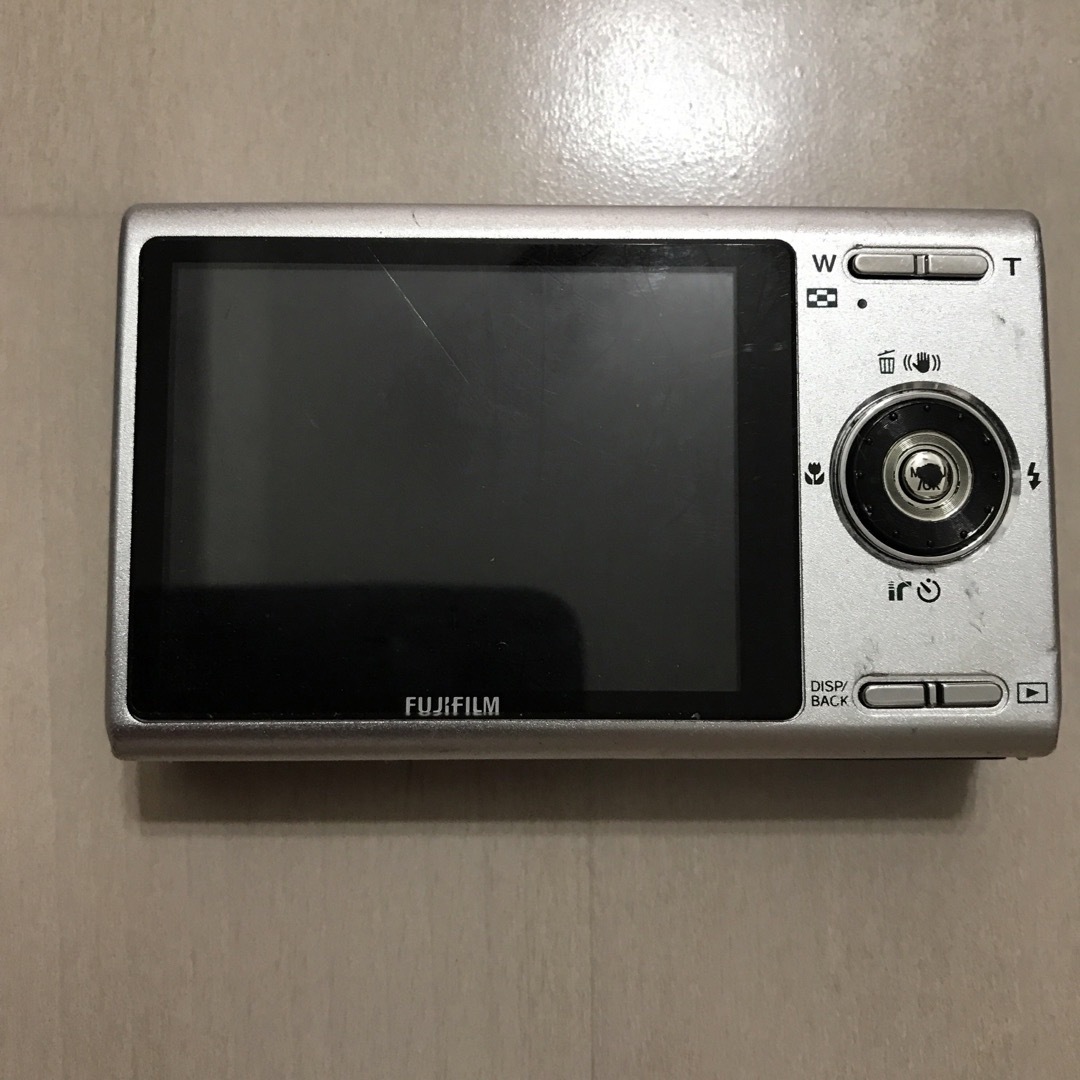 富士フイルム(フジフイルム)のFUJIFILM デジタルカメラ FinePix Z200FD スマホ/家電/カメラのカメラ(コンパクトデジタルカメラ)の商品写真