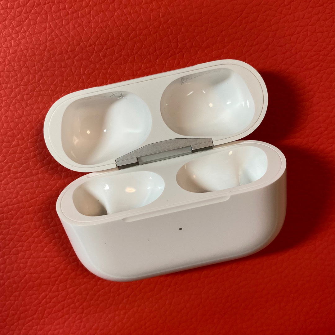 AirPods Pro 第1世代　充電器　ケース　本体　充電　　A2190