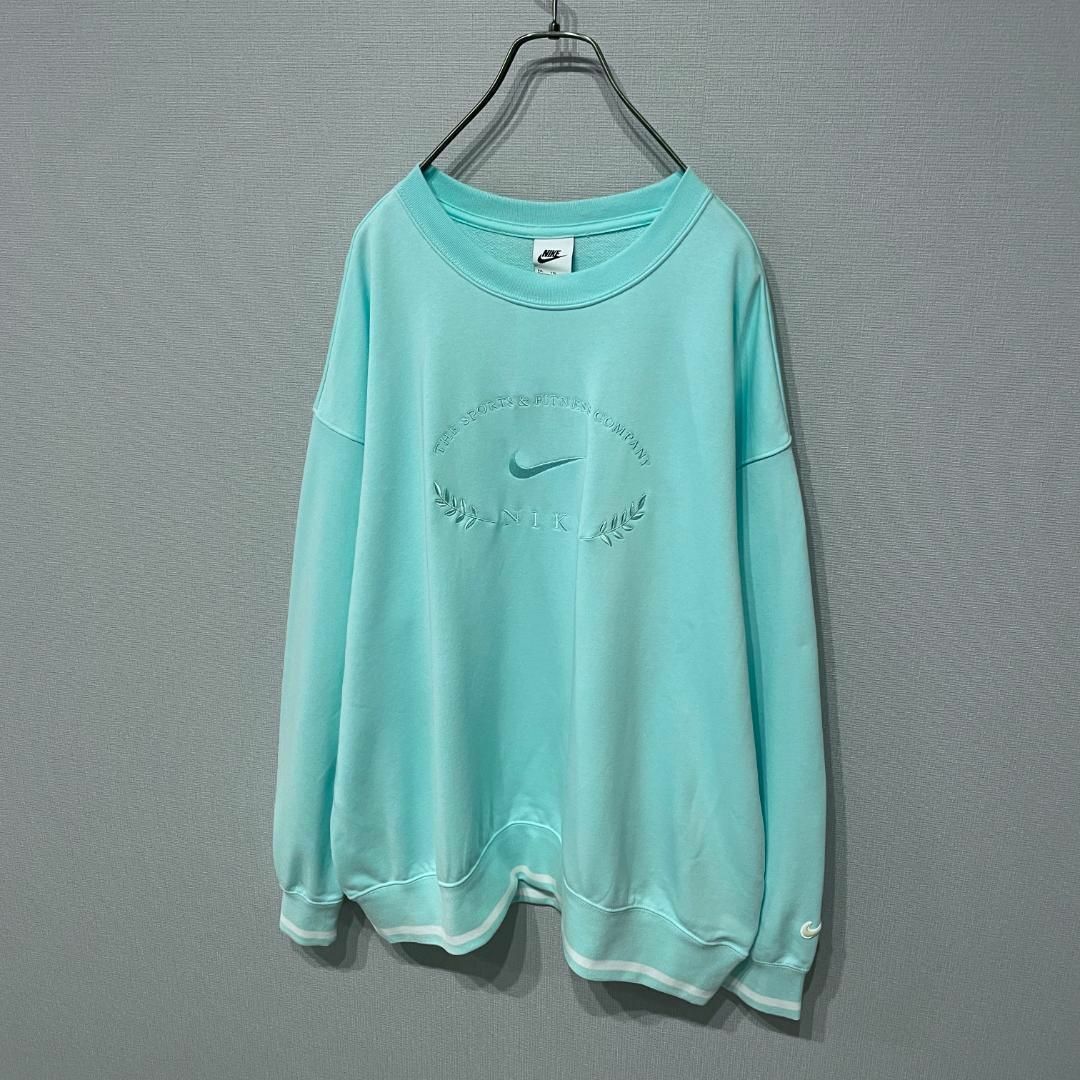 新品☆2XLサイズ☆入手困難デザイン】ナイキ ワンポイント刺繍ロゴ