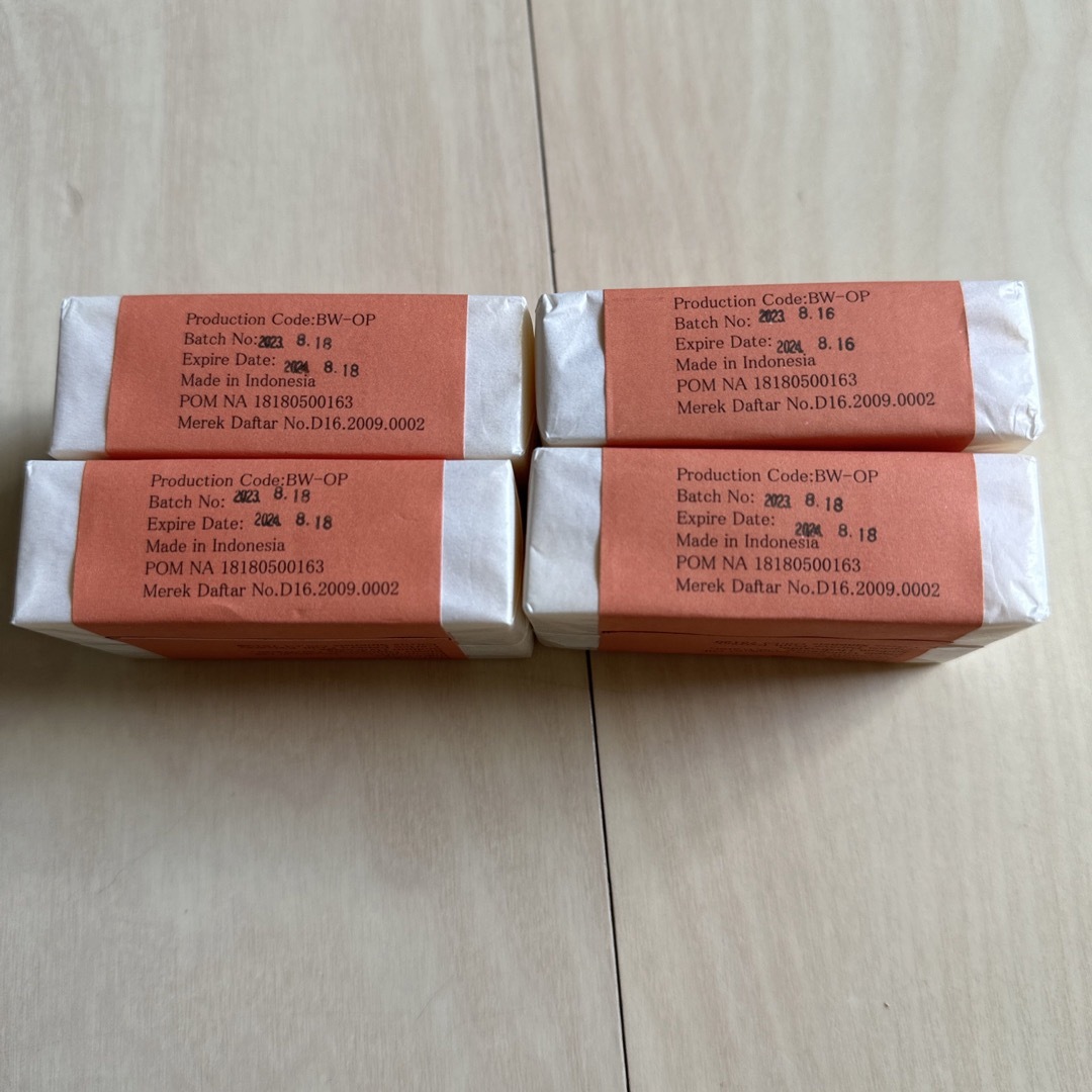 ブラットワンギ　Orange&Pawpaw 4個セット コスメ/美容のボディケア(ボディソープ/石鹸)の商品写真