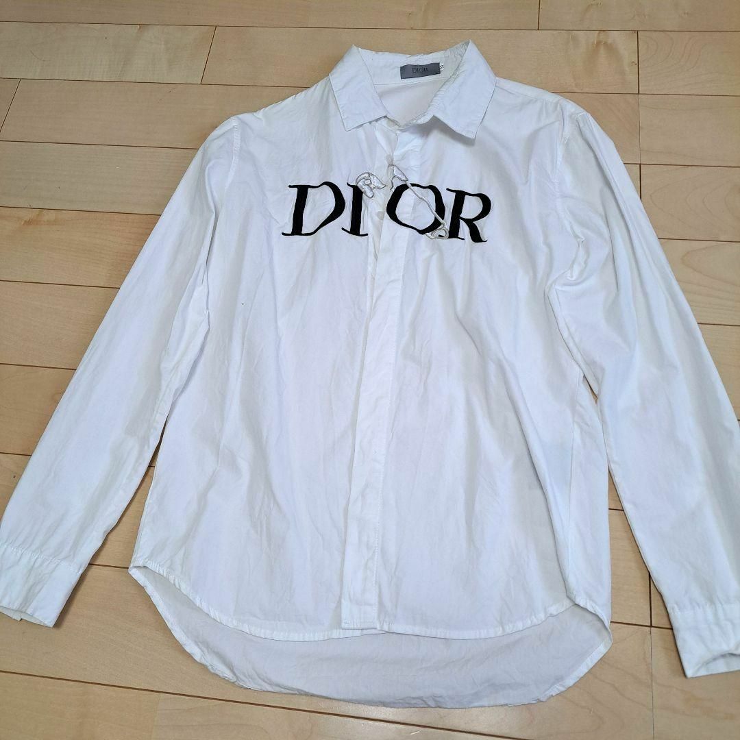 Christian Dior(クリスチャンディオール)のクリスチャンディオール メンズ シャツ ホワイト サイズM 古着 匿名配送 メンズのトップス(シャツ)の商品写真