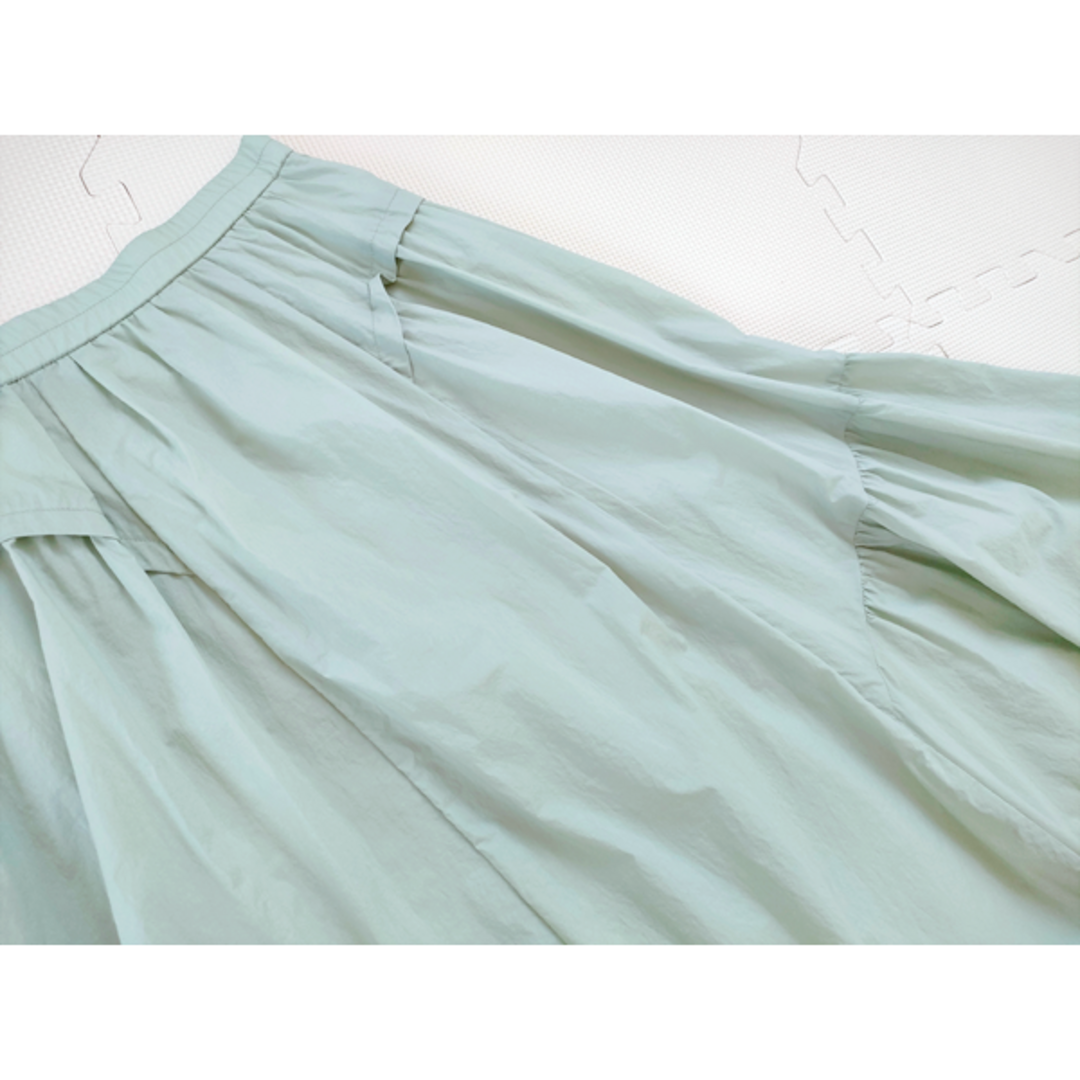 COCO DEAL(ココディール)の【未使用】シアーナイロンギャザーボリュームスカート【COCO DEAL】 レディースのスカート(ロングスカート)の商品写真