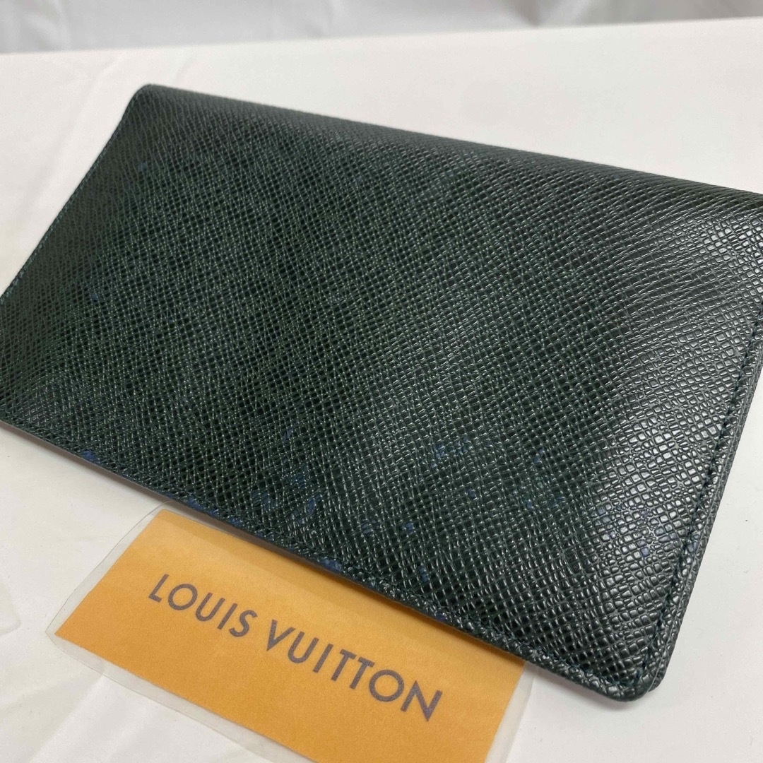 LOUIS VUITTON   LOUIS VUITTON タイガ 手帳カバー カード入れの通販