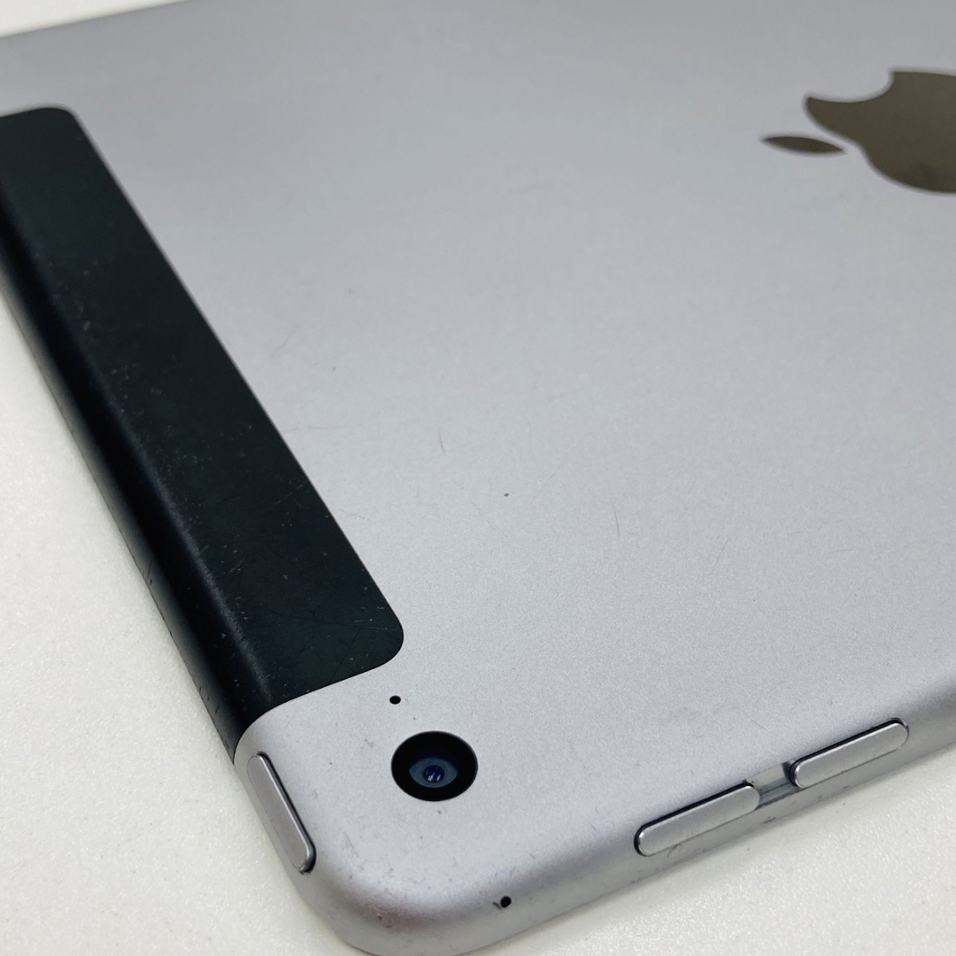 iPad(アイパッド)のiPad mini4 セルラーモデル 128GB docomo スマホ/家電/カメラのPC/タブレット(タブレット)の商品写真