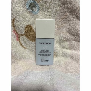 ディオール(Dior)のDIORSNOW スノーメイクアップベースUV35ブルー SPF35/PA+++(化粧下地)