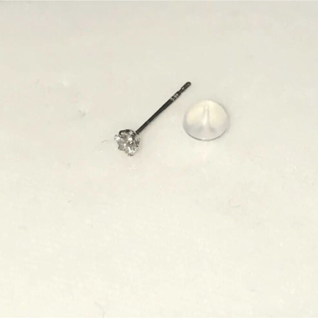 ダイヤモンドピアス  片耳 0.05ct pt900  プラチナピアス送料無料 メンズのアクセサリー(ピアス(片耳用))の商品写真