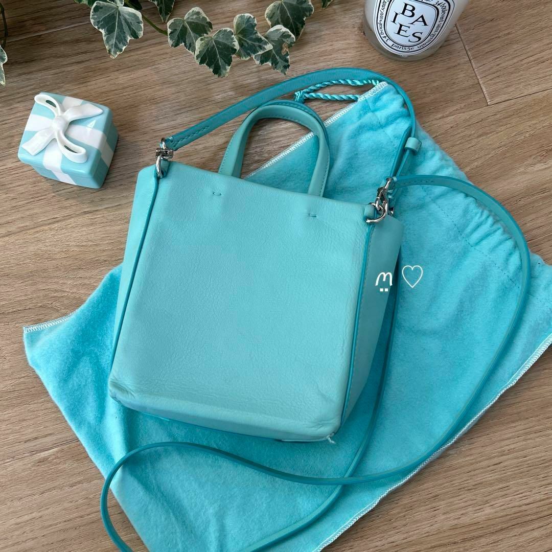 Tiffany & Co.(ティファニー)のティファニー　ショッピングトートバッグ　ミニ　斜めがけショルダー　ショッパー レディースのバッグ(ショルダーバッグ)の商品写真